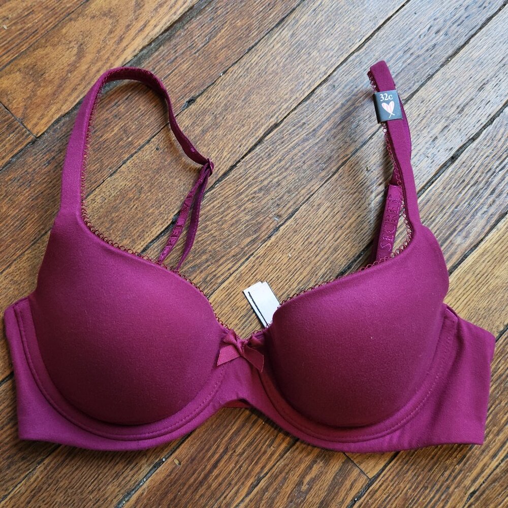 NEW 32C VICTORIAS SECRET red wine colored lined demi style bra Crossable straps
